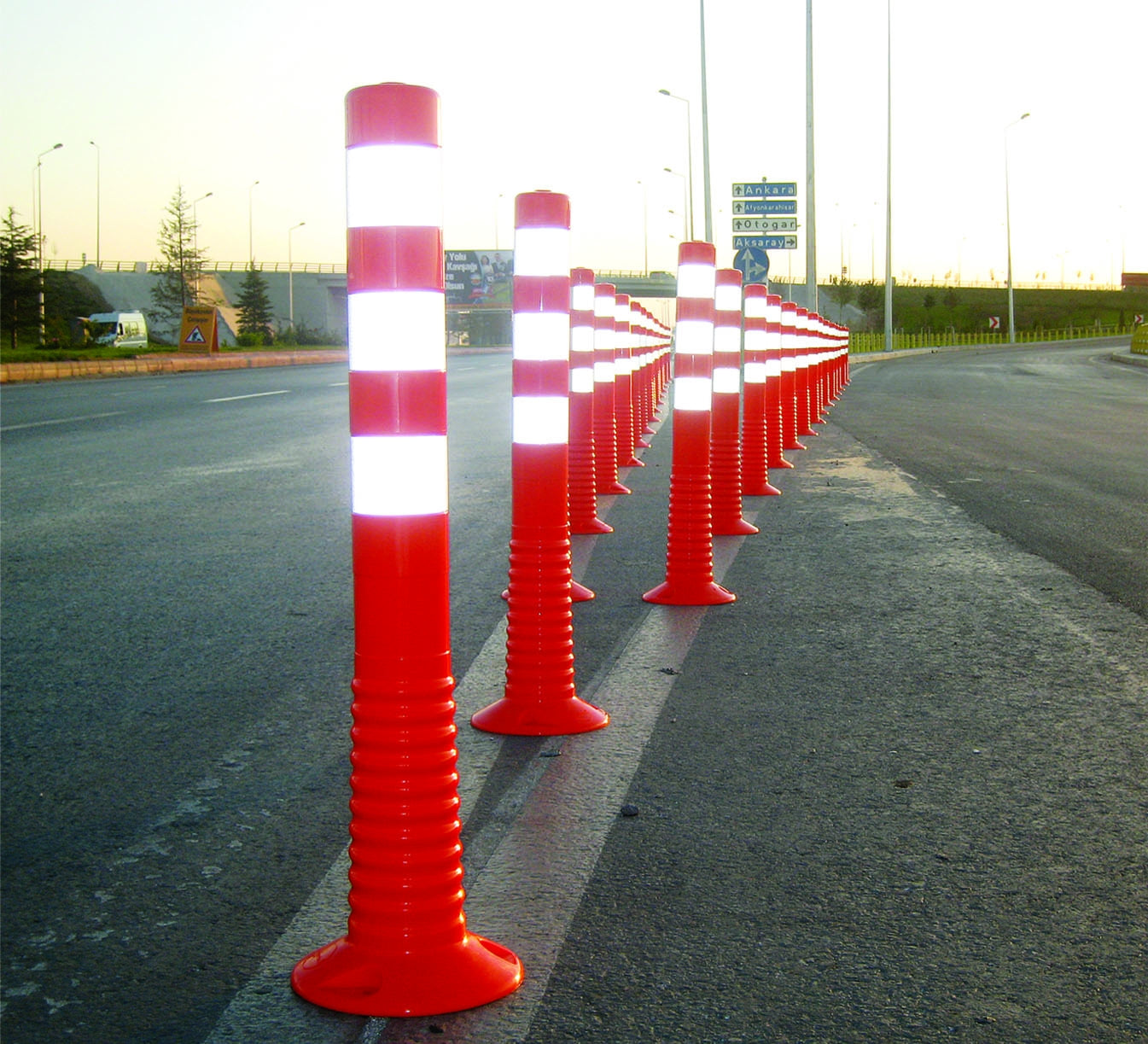 Road Side Delineators