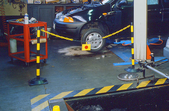 Reflektor za Lanci za zaprečivanje – Pretvorite lance u reflektirajuća sigurnosna rješenja