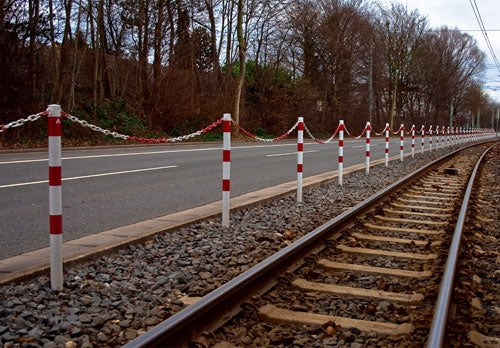 Čelični stupić za lanac (s 2 ušice)